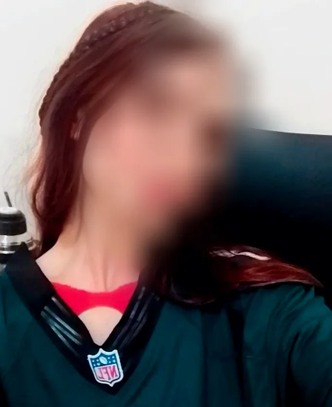 Carla, 26
