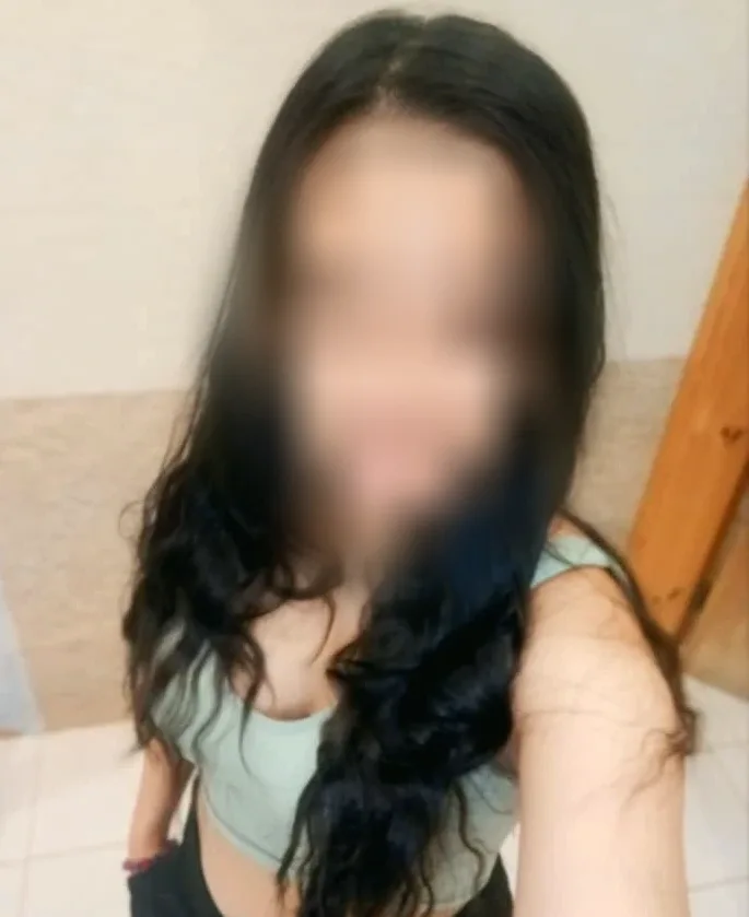 Fabienne, 29