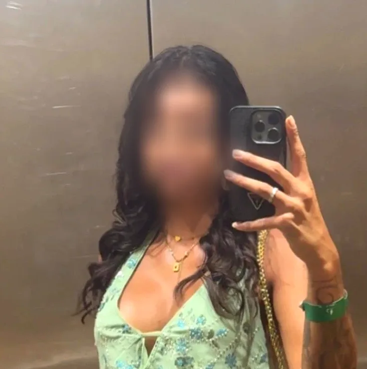 Fatma, 23